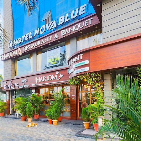 Hotel Nova Blue أحمد أباد المظهر الخارجي الصورة